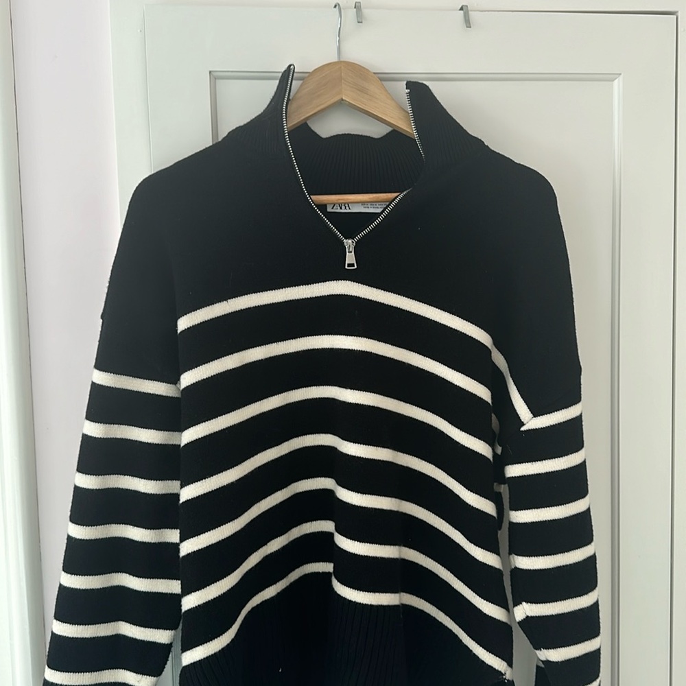 Zara Striped Sweater with Zip Pullover Black White Striped Medium